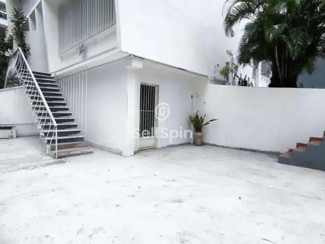 Casa aluguel em Região Geográfica Imediata do Rio de Janeiro, Região Metropolitana do Rio de Janeiro