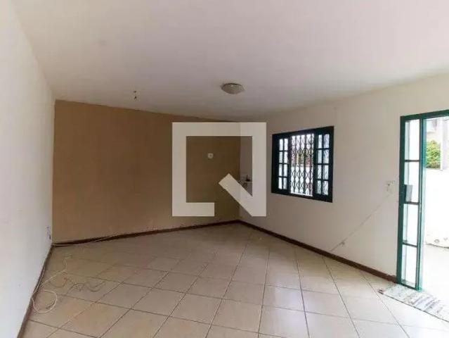 Casa aluguel em Região Geográfica Imediata do Rio de Janeiro, Região Metropolitana do Rio de Janeiro