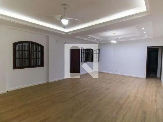 Casa aluguel em Região Geográfica Imediata do Rio de Janeiro, Região Metropolitana do Rio de Janeiro