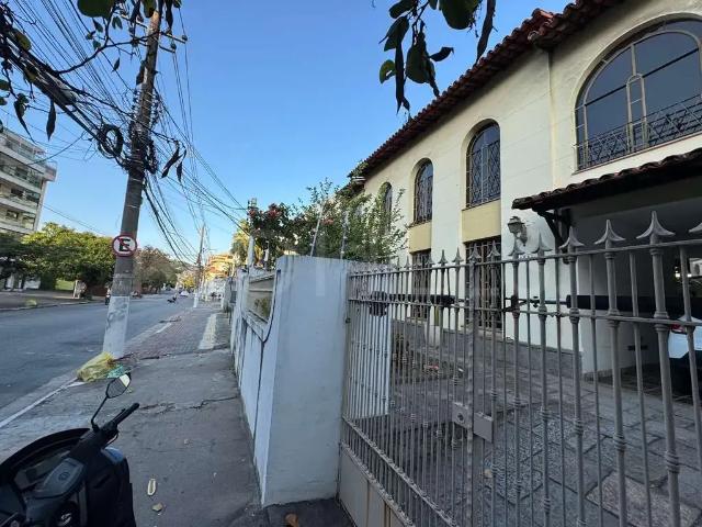 Casa aluguel em Região Geográfica Imediata do Rio de Janeiro, Região Metropolitana do Rio de Janeiro