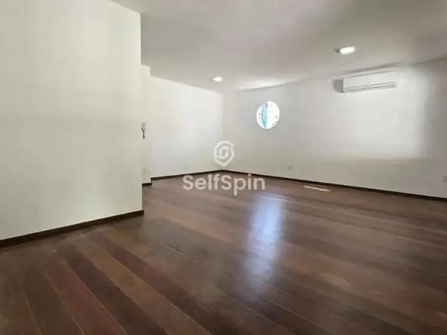 Casa aluguel em Região Geográfica Imediata do Rio de Janeiro, Região Metropolitana do Rio de Janeiro