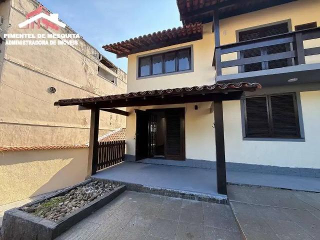 Casa aluguel em Região Geográfica Imediata do Rio de Janeiro, Região Metropolitana do Rio de Janeiro