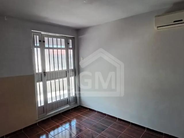 Casa aluguel em Região Geográfica Imediata do Rio de Janeiro, Região Metropolitana do Rio de Janeiro