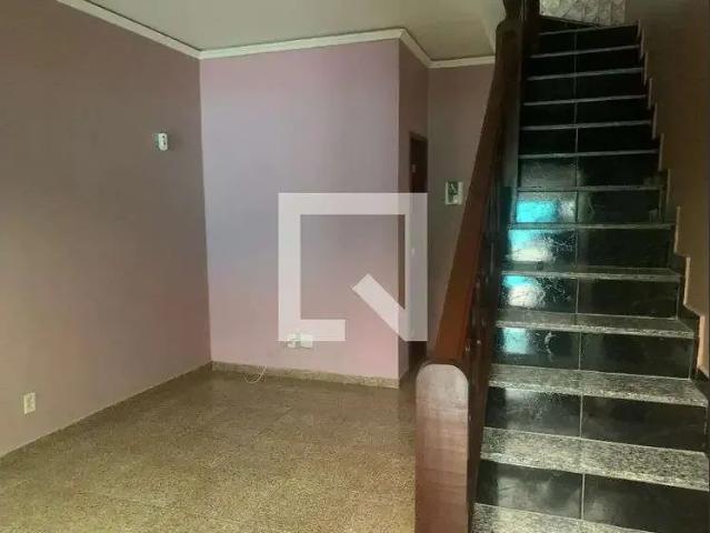 Casa aluguel em Região Geográfica Imediata do Rio de Janeiro, Região Metropolitana do Rio de Janeiro