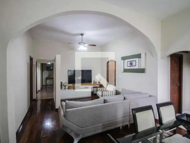 Casa aluguel em Região Geográfica Imediata do Rio de Janeiro, Região Metropolitana do Rio de Janeiro