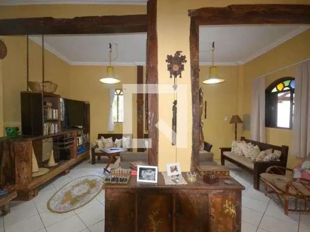 Casa aluguel em Região Geográfica Imediata do Rio de Janeiro, Região Metropolitana do Rio de Janeiro