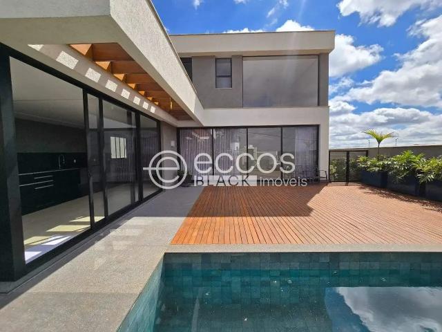 Casa aluguel em Condomínio Residencial Árvores, Nova Lima