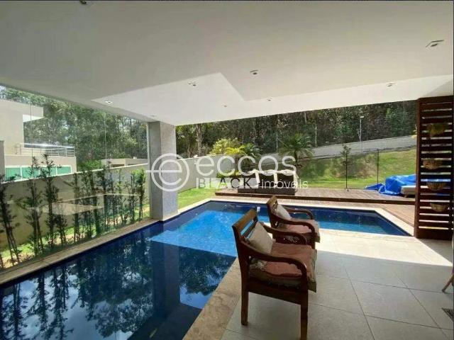 Casa aluguel em Vale do Sereno, Nova Lima
