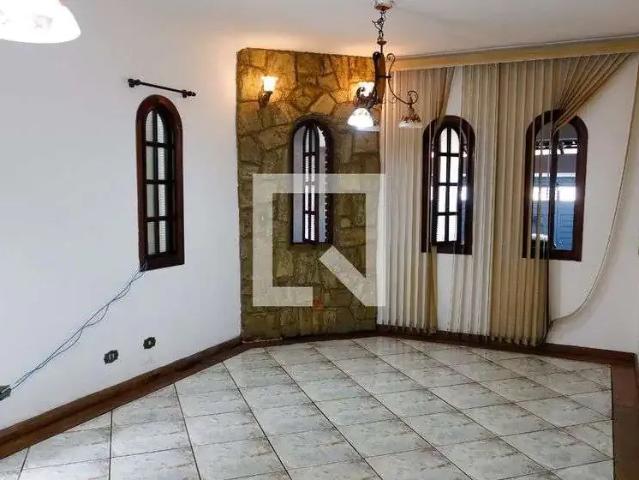 Casa aluguel em Região Imediata de São Paulo, Região Metropolitana de São Paulo