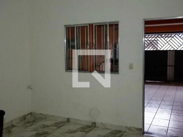 Casa aluguel em São Pedro, Osasco