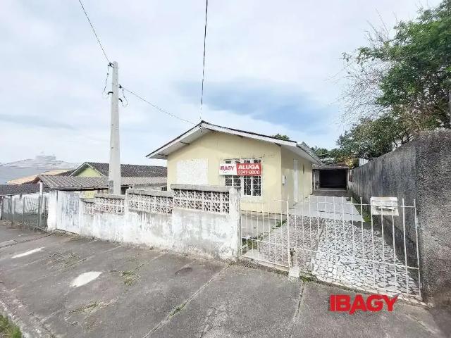Casa aluguel em Região Geográfica Imediata de Florianópolis, Palhoça