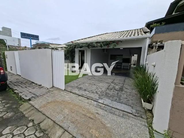 Casa aluguel em Região Geográfica Imediata de Florianópolis, Palhoça
