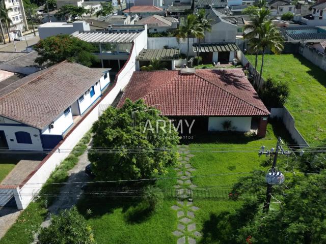 Casa aluguel em Região Geográfica Imediata de Paranaguá, Paranaguá