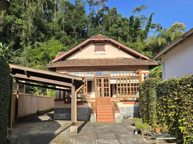 Casa aluguel em Região Geográfica Imediata de Petrópolis, Região Metropolitana do Rio de Janeiro