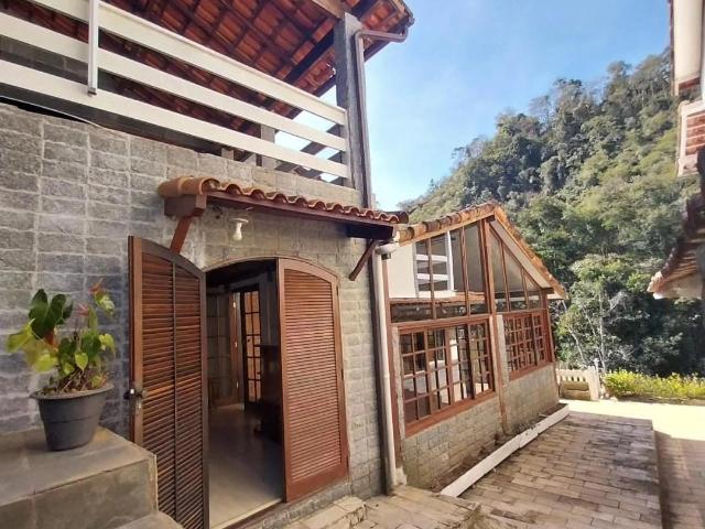 Casa aluguel em Petrópolis