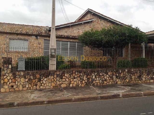 Casa aluguel em Pindamonhangaba, Região Geográfica Intermediária de São José dos Campos