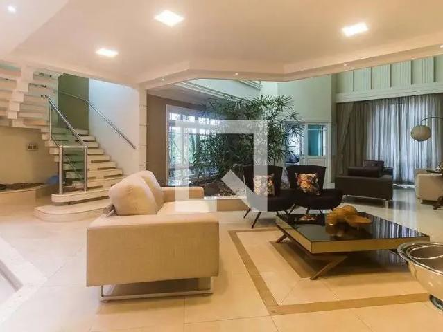 Casa aluguel em Região Imediata de São Paulo, Região Metropolitana de São Paulo