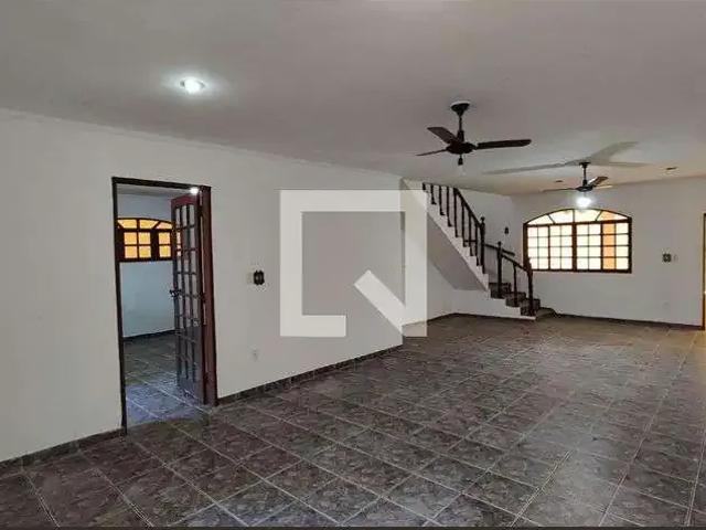 Casa aluguel em Região Imediata de São Paulo, Região Metropolitana de São Paulo
