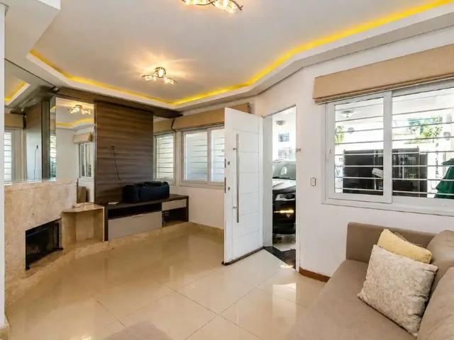 Casa aluguel em Região Geográfica Imediata de Porto Alegre, Região Metropolitana de Porto Alegre