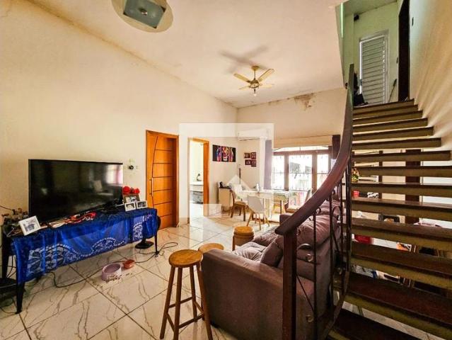 Casa aluguel em Santa Tereza, Porto Alegre