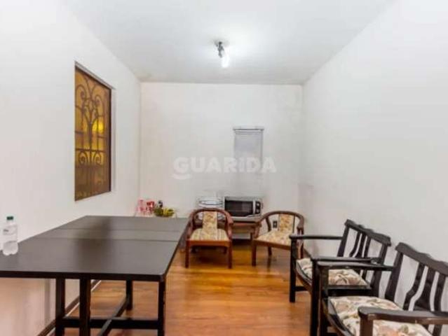 Casa aluguel em Porto Alegre, Tristeza