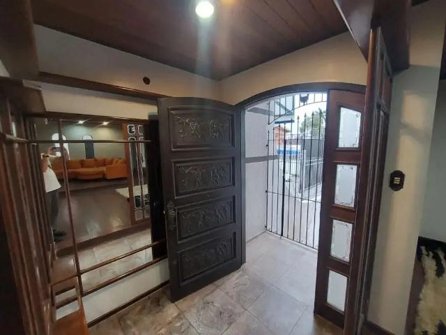 Casa aluguel em Região Geográfica Imediata de Porto Alegre, Região Metropolitana de Porto Alegre