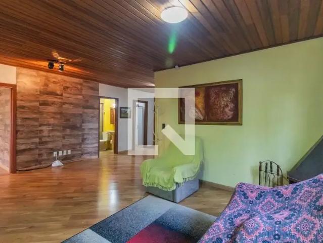 Casa aluguel em Região Geográfica Imediata de Porto Alegre, Região Metropolitana de Porto Alegre