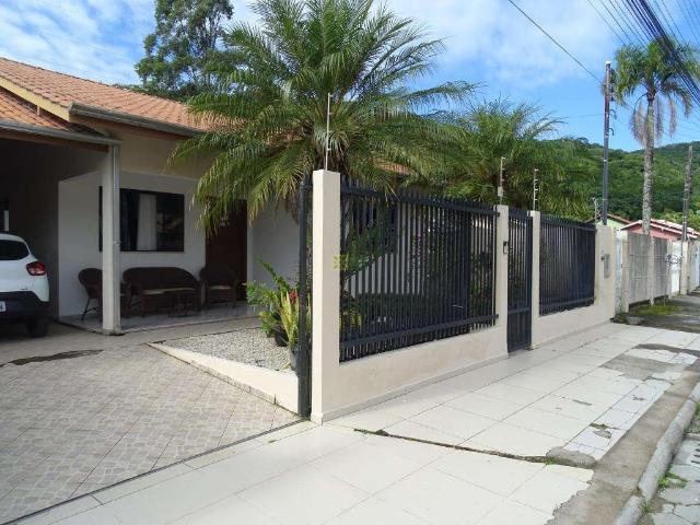Casa aluguel em Porto Belo, Loteamento Jardim Arco Íris