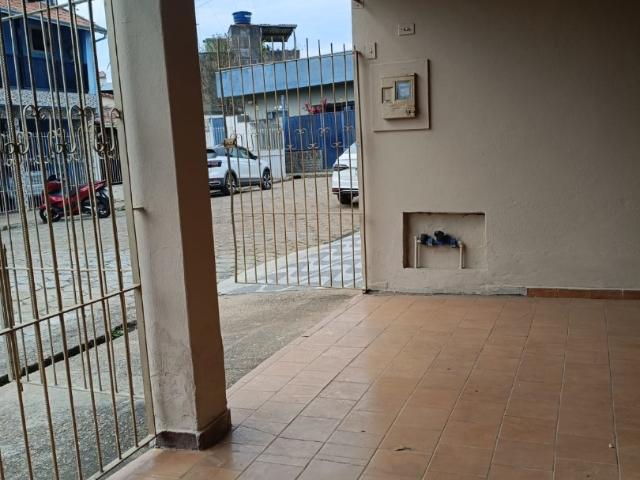 Casa aluguel em Região Geográfica Imediata de Pouso Alegre, Pouso Alegre