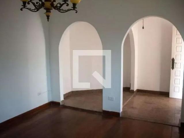 Casa aluguel em Região Imediata de São Paulo, Região Metropolitana de São Paulo