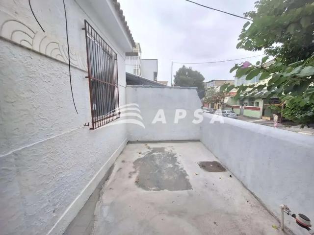 Casa aluguel em Região Geográfica Imediata do Rio de Janeiro, Região Metropolitana do Rio de Janeiro