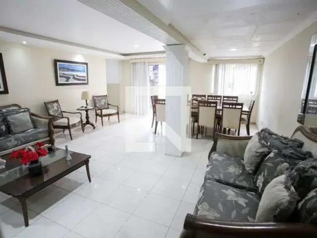 Casa aluguel em Região Geográfica Imediata do Rio de Janeiro, Região Metropolitana do Rio de Janeiro