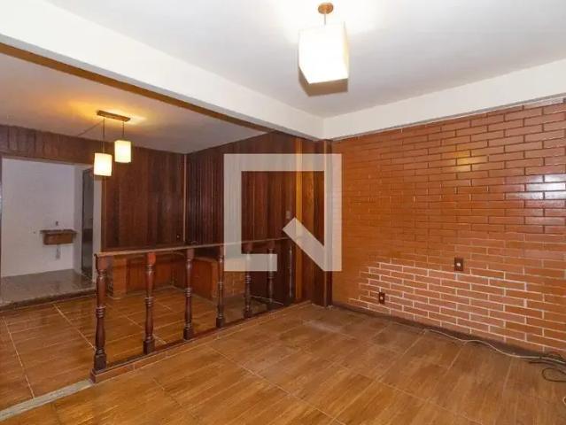 Casa aluguel em Região Geográfica Imediata do Rio de Janeiro, Região Metropolitana do Rio de Janeiro