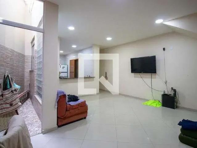 Casa aluguel em Região Geográfica Imediata do Rio de Janeiro, Região Metropolitana do Rio de Janeiro