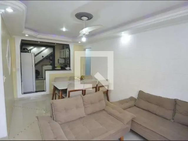 Casa aluguel em Região Geográfica Imediata do Rio de Janeiro, Região Metropolitana do Rio de Janeiro