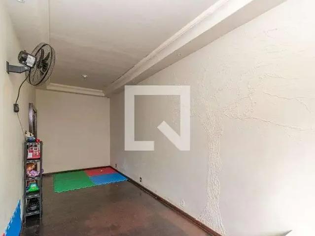 Casa aluguel em Região Geográfica Imediata do Rio de Janeiro, Região Metropolitana do Rio de Janeiro