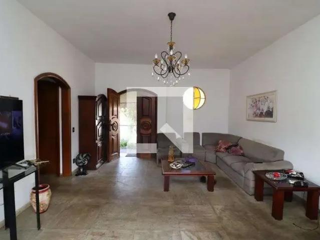 Casa aluguel em Região Geográfica Imediata do Rio de Janeiro, Região Metropolitana do Rio de Janeiro