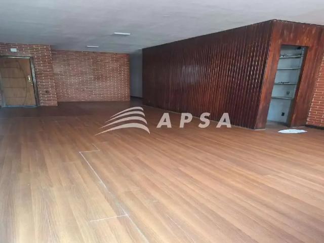 Casa aluguel em Região Geográfica Imediata do Rio de Janeiro, Região Metropolitana do Rio de Janeiro