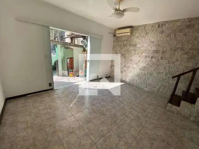 Casa aluguel em Região Geográfica Imediata do Rio de Janeiro, Região Metropolitana do Rio de Janeiro