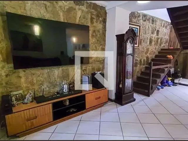 Casa aluguel em Região Geográfica Imediata do Rio de Janeiro, Região Metropolitana do Rio de Janeiro