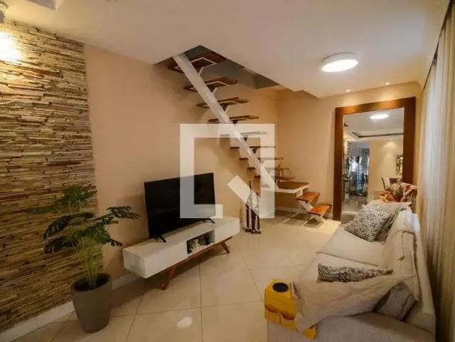 Casa aluguel em Região Geográfica Imediata do Rio de Janeiro, Região Metropolitana do Rio de Janeiro