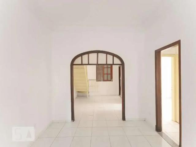 Casa aluguel em Região Geográfica Imediata do Rio de Janeiro, Região Metropolitana do Rio de Janeiro