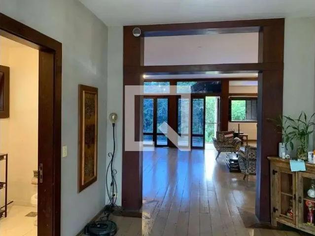 Casa aluguel em Região Geográfica Imediata do Rio de Janeiro, Região Metropolitana do Rio de Janeiro