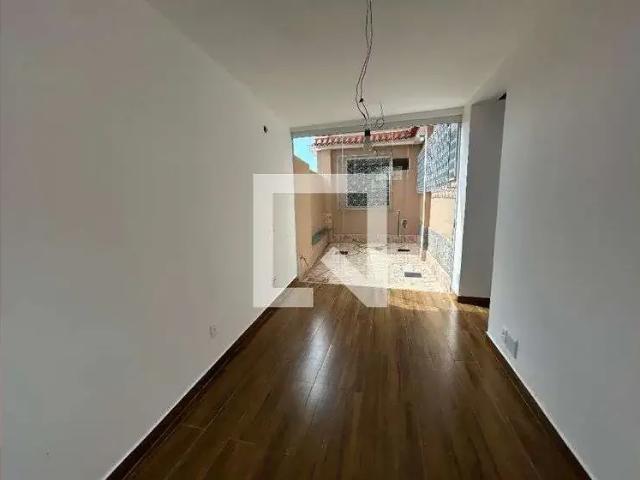 Casa aluguel em Região Geográfica Imediata do Rio de Janeiro, Região Metropolitana do Rio de Janeiro