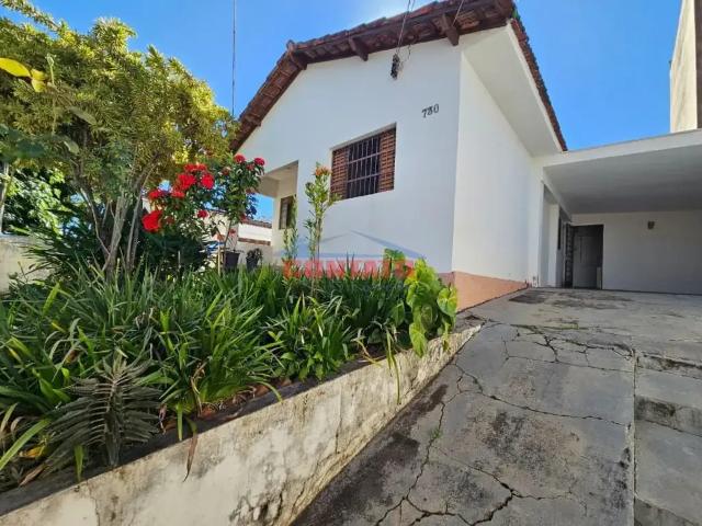 Casa aluguel em CIdade Jardim, São Carlos