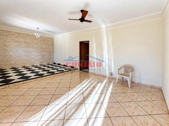 Casa aluguel em São Carlos