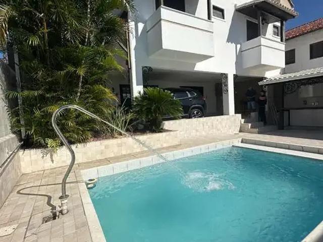 Casa aluguel em Região Geográfica Imediata do Rio de Janeiro, Região Metropolitana do Rio de Janeiro