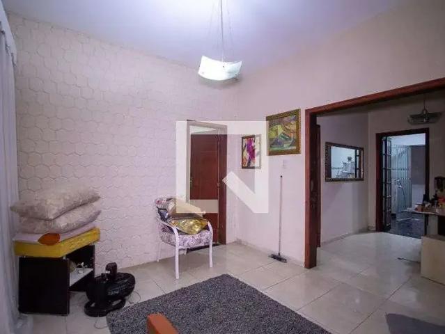 Casa aluguel em Região Geográfica Imediata do Rio de Janeiro, Região Metropolitana do Rio de Janeiro
