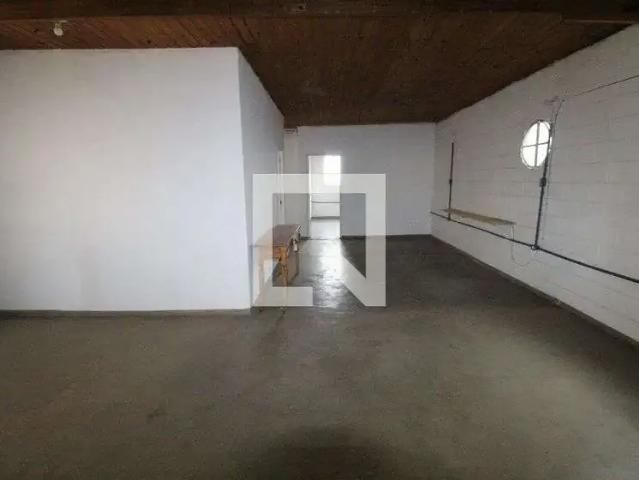 Casa aluguel em Região Imediata de São José dos Campos, Região Metropolitana do Vale do Paraíba e Litoral Norte
