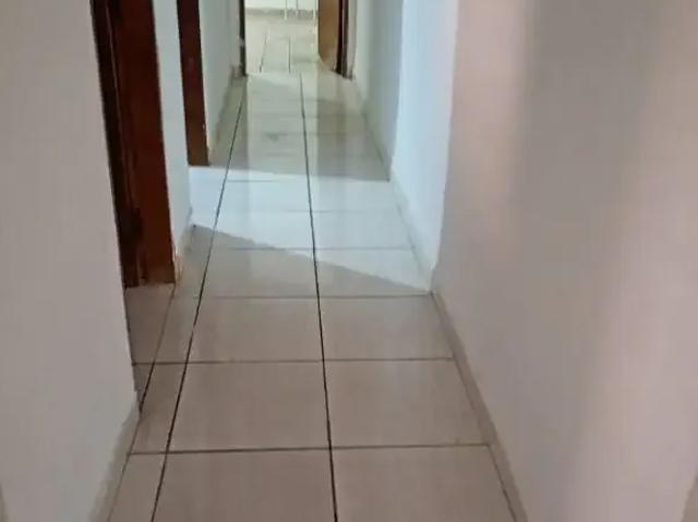 Casa aluguel em Região Imediata de São José dos Campos, Região Metropolitana do Vale do Paraíba e Litoral Norte